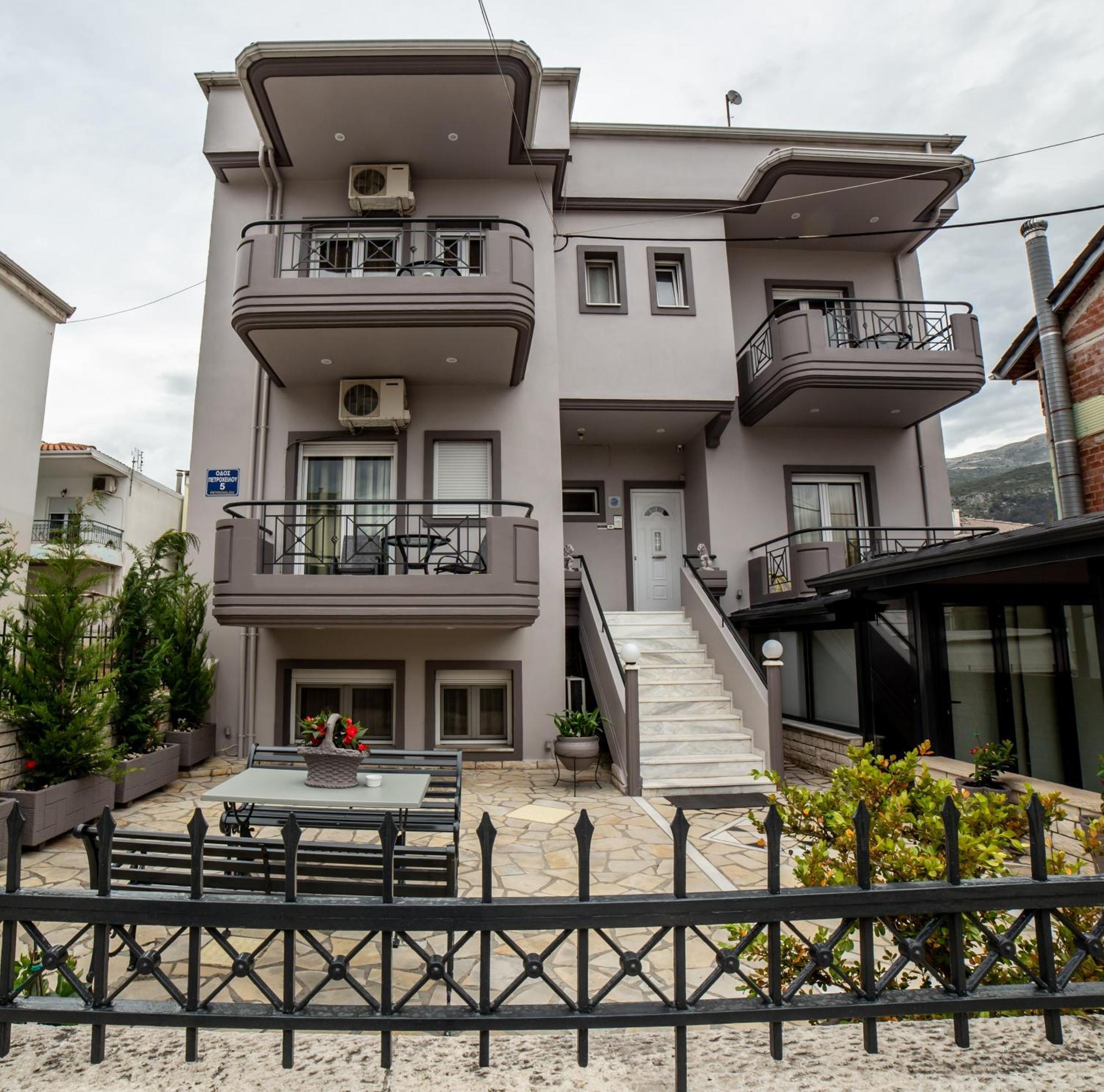 Imperial Home Tsironis Ioannina Exterior foto